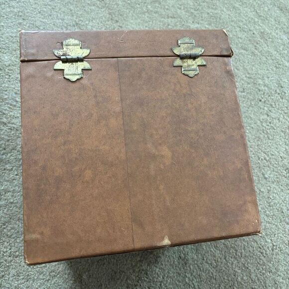 Amfile Platter-Pak Phonograph Record Case With Dividers - Picture 5 of 10
